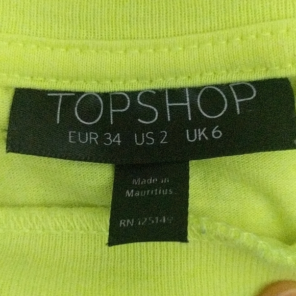 Cropped tshirt - Picture 2 of 3